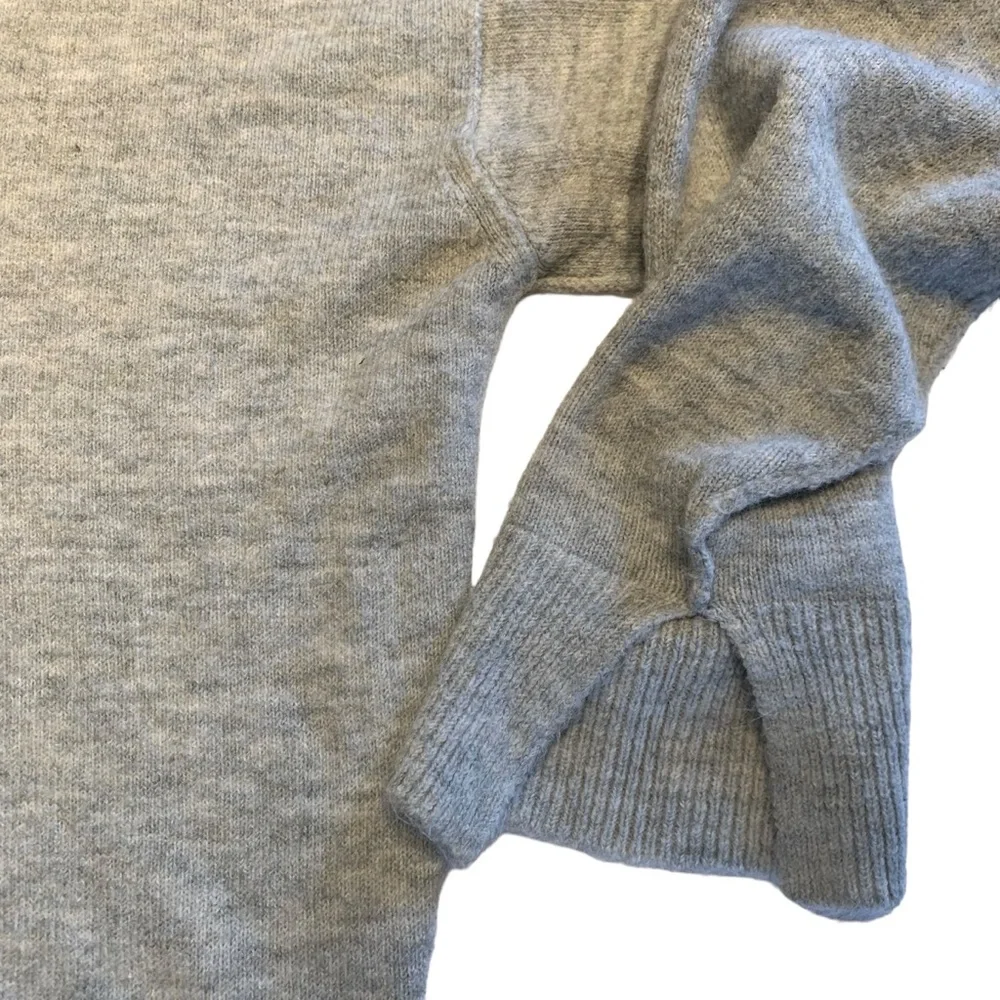 Kerisma Oversized Slouchy V-Neck Sweater Gray Knit Pullover Women's M/L